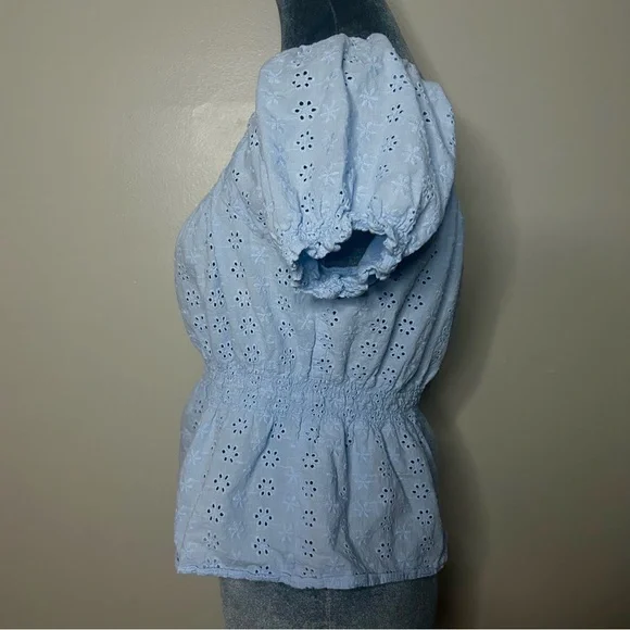 Candie’s blue eyelet babydoll top - Picture 2 of 7